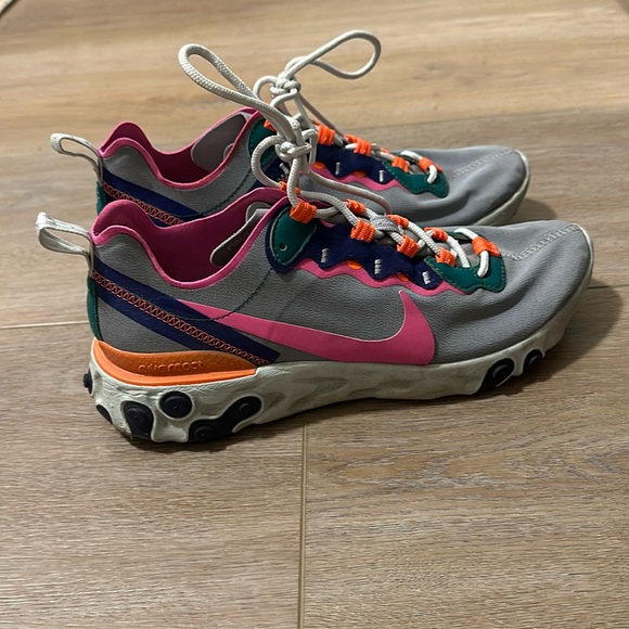 Nike React Element 55
Wolf Grey Multi-Color (Women's) size 9 - Picture 1 of 5